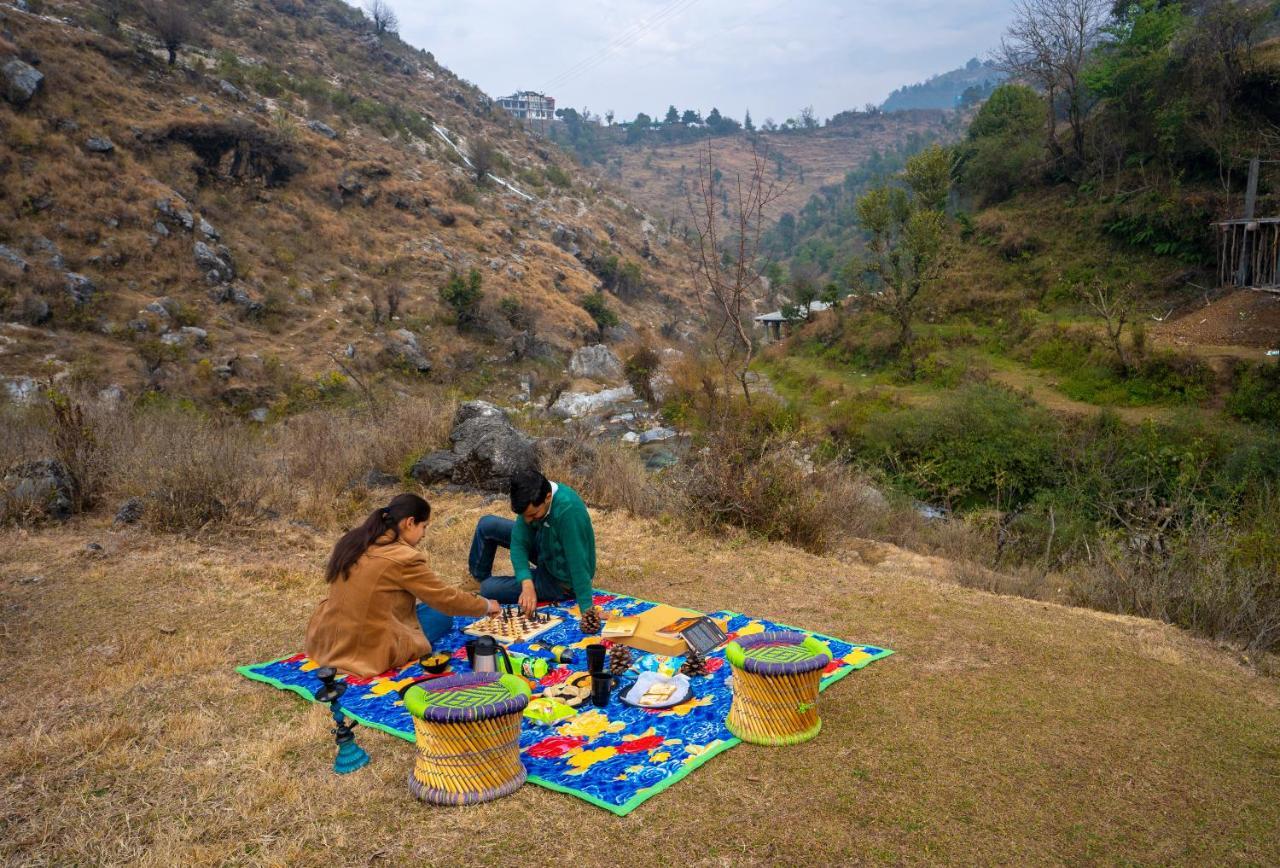 The Hosteller Mussoorie By The Streamside, Kempty Экстерьер фото