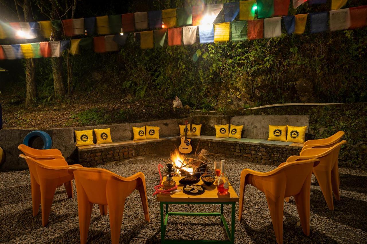The Hosteller Mussoorie By The Streamside, Kempty Экстерьер фото